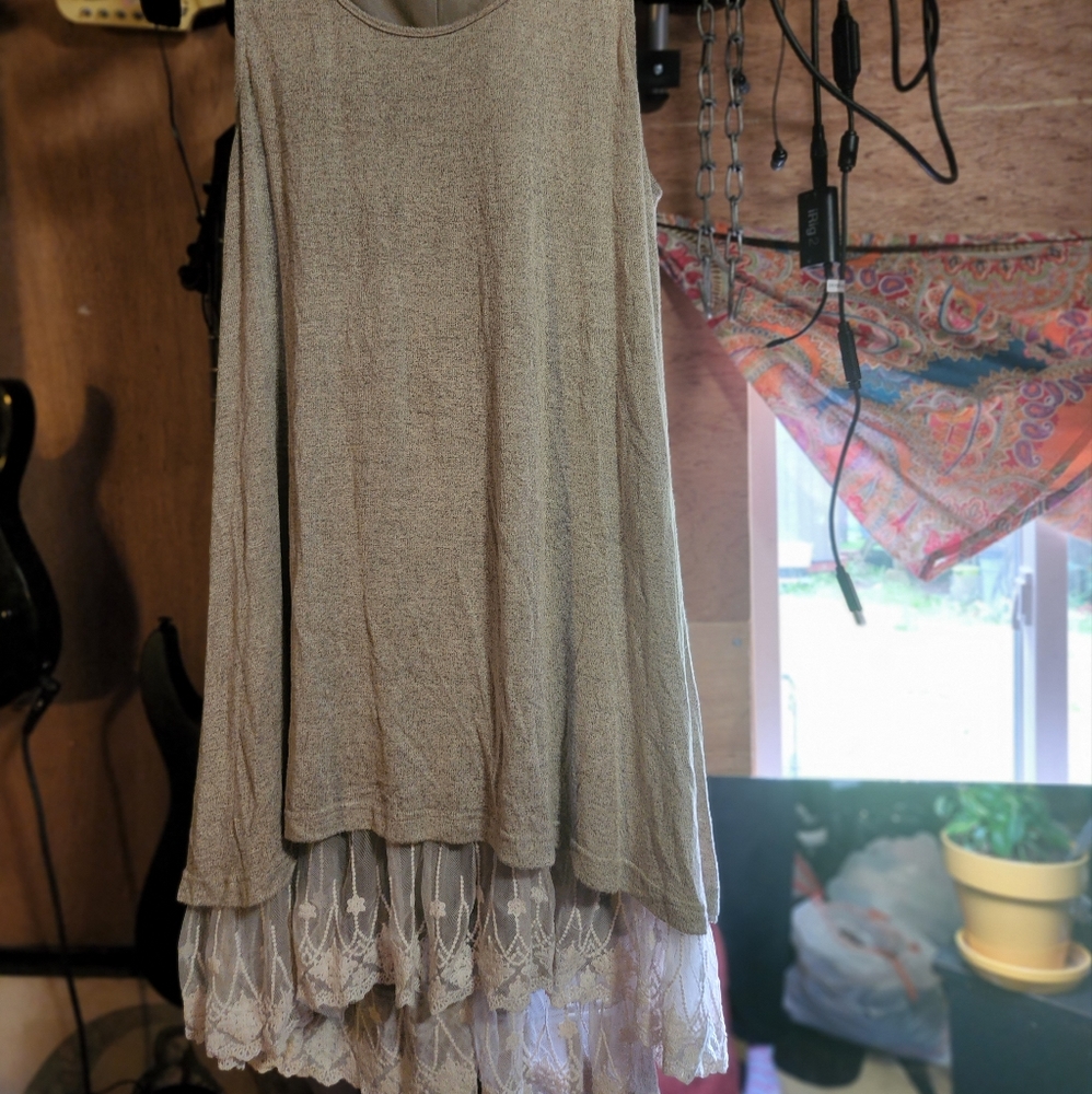 Umgee flowy dress with lace detail